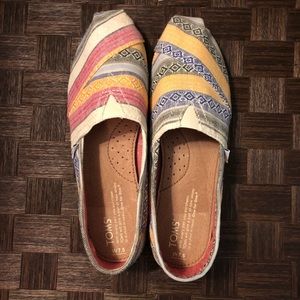Classic Women’s Toms NEVER WORN